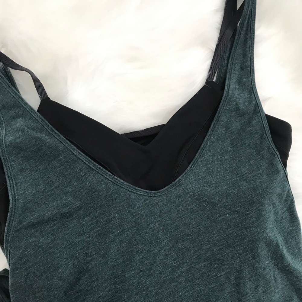 🌸 Lululemon crisscross back top 🌸 - Picture 4 of 5